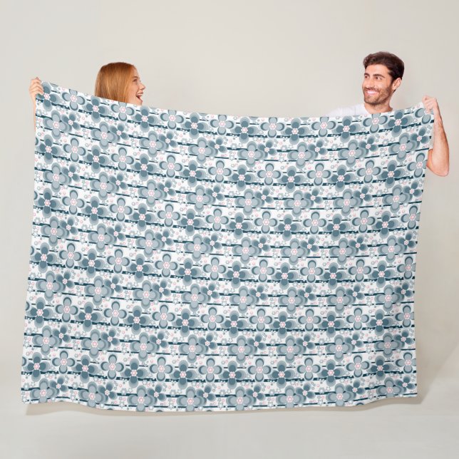 Couverture Polaire Motif floral gris et blanc  gris (En situation)