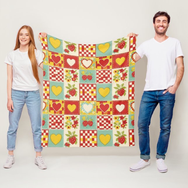 Couverture Polaire Motif floral patchwork rétro à la fraise (En situation)