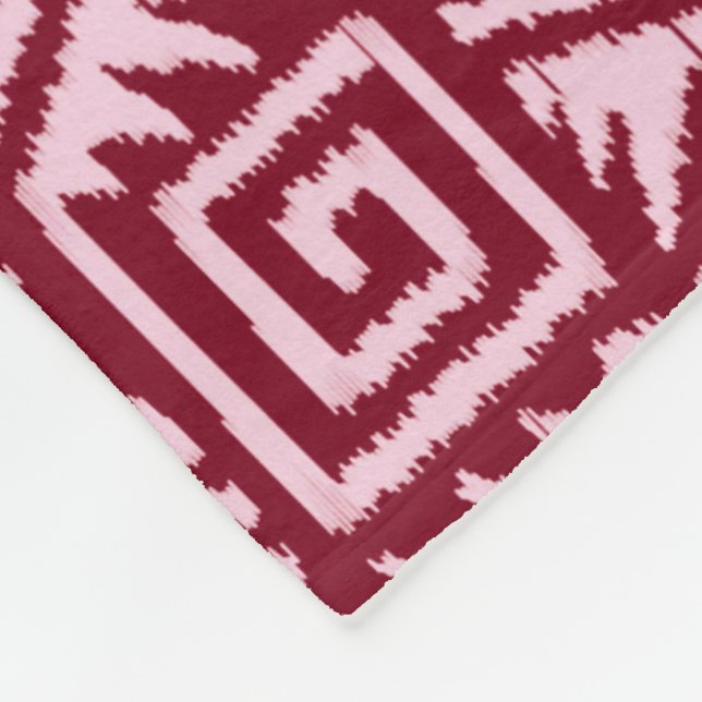 Couverture Polaire Motif Ikat Aztec - Bourgogne et rose (Coin)