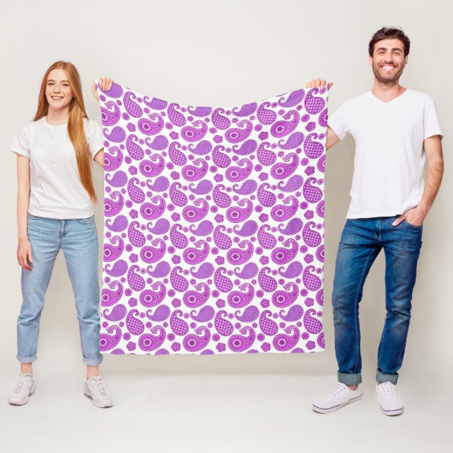 Couverture Polaire Motif Paisley, violet, violet et blanc (En situation)