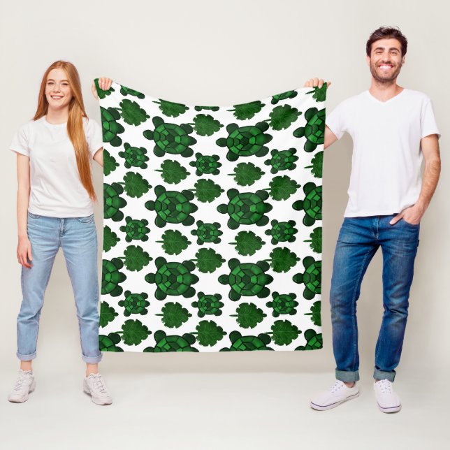 Couverture Polaire Motif tortue et feuilles  (En situation)