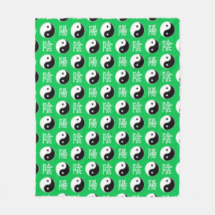 Couverture Polaire Motif Yinyang chinois sur fond vert
