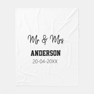 Couverture Polaire Mr & Mme ajoutent le nom de famille date année cad
