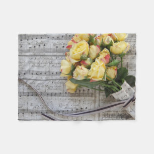 Couverture Polaire Musique ancienne en feuille avec des roses jaunes