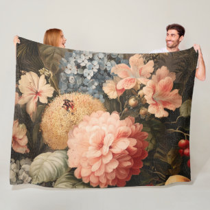 Couverture Polaire Nature morte florale vintage avec floraison rouge