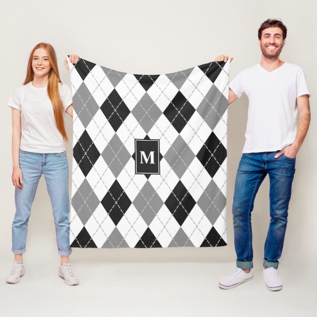 Couverture Polaire noir gris blanc Jacquard plaid monogrammé (En situation)