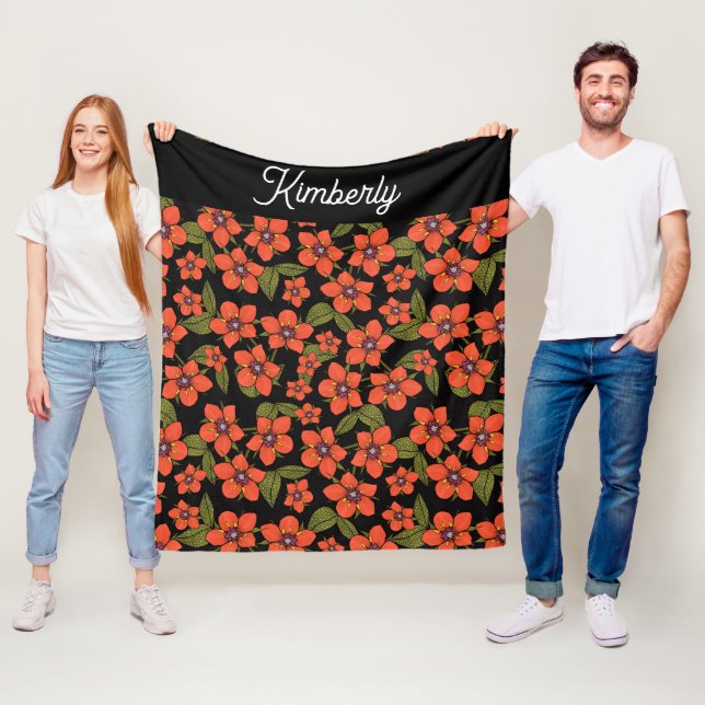 Couverture Polaire Nom aquarelle floral rouge (En situation)