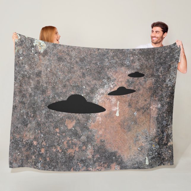 Couverture Polaire Objet volant non identifié (En situation)