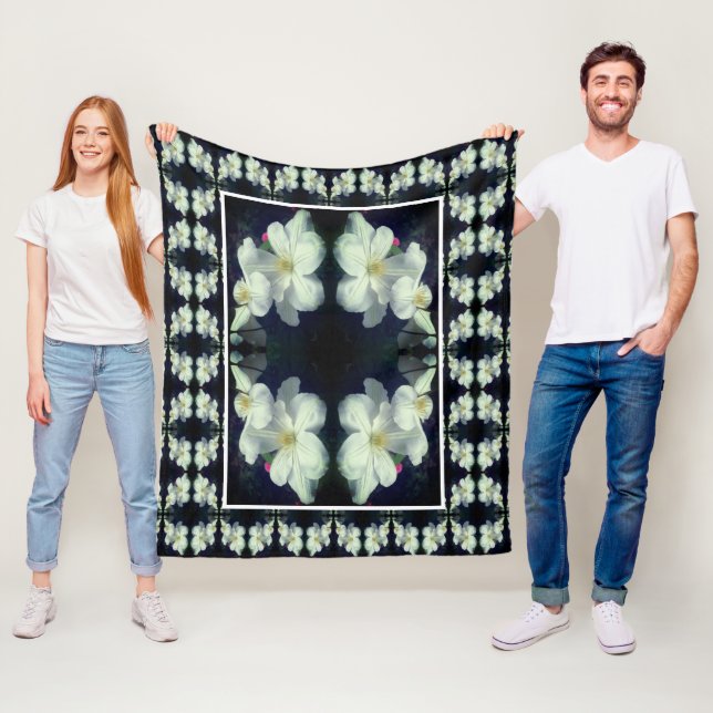 Couverture Polaire Paire de Fleurs Clematis Blanches Motif Floral Abs (En situation)