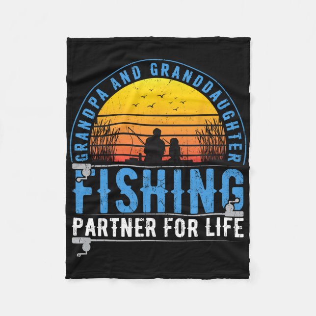 Couverture Polaire Papi et petite-fille, compagnons de pêche pour la  (Devant)