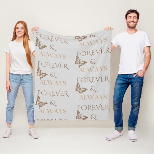 Couverture Polaire Papillon Forever & Always  (En situation)
