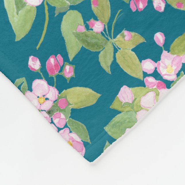 Couverture Polaire Patte florale rose fleur pomme sur bleu foncé (Coin)