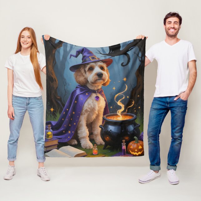Couverture Polaire Peinture fantaisiste d'Halloween de chien Cockapoo (En situation)