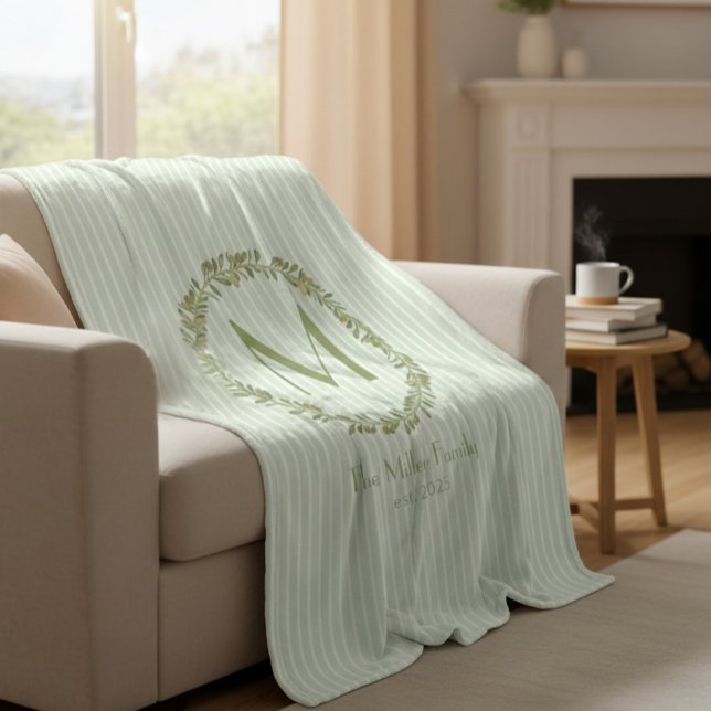 Couverture Polaire Personalized Olive Wreath Monogram  (Créateur téléchargé)