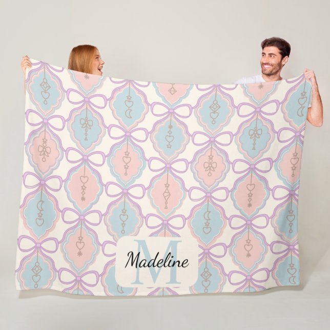 Couverture Polaire Personalized Pastel Bows Monogram Name Blanket (En situation)