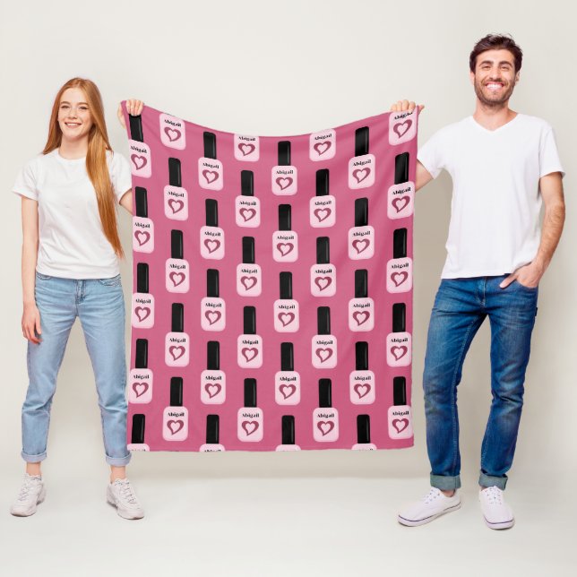 Couverture Polaire Personnalisé Chic tendance moderne ongle rose polo (En situation)