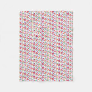 Couverture Polaire Pétales dans le silence 05. Motif floral.