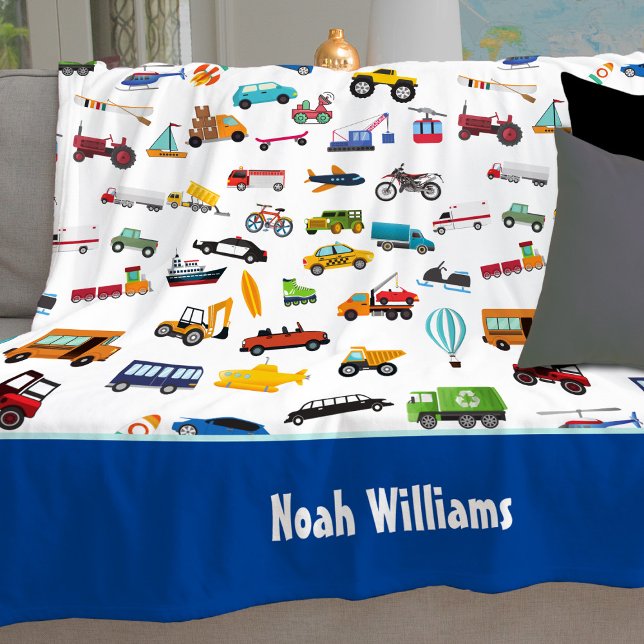 Couverture Polaire Petits Garçons Qui Déplacent Voitures Véhicules No (Wrap your young boy in a fun blanket designed with his favorite vehicles! You can add a name, too :))