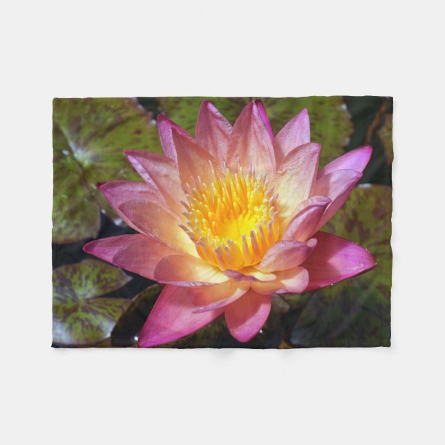 Couverture Polaire Photographie de Nymphéa Rose (Devant (Horizontal))