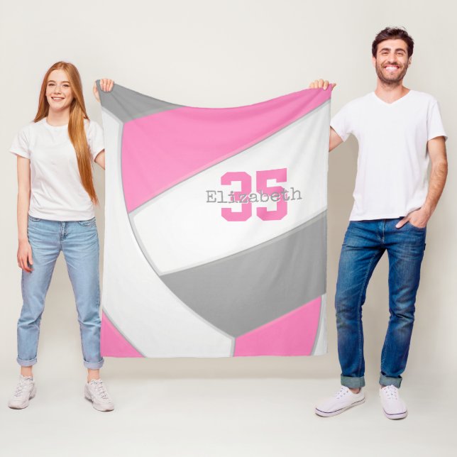 Couverture Polaire pink gray and white girls volleyball personalized (En situation)