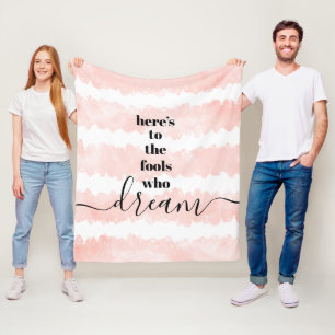 Couverture Polaire Pink Watercolor Stripes Voici aux fous qui rêvent