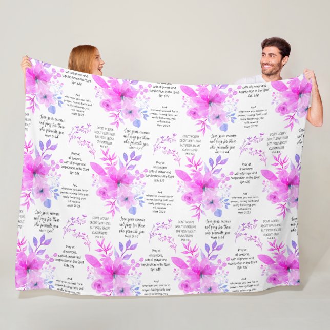 Couverture Polaire PLEURE Rose Floral Christian (En situation)