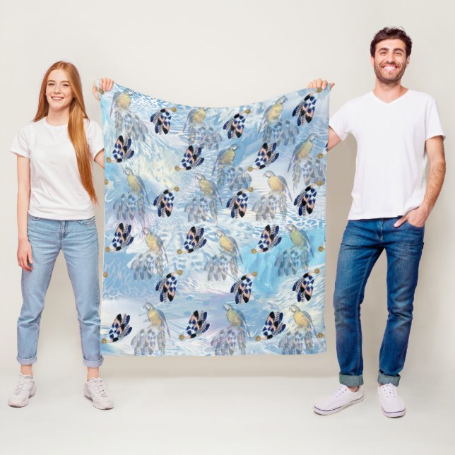 Couverture Polaire Plumes d'Oiseau Exotique-Parrot (En situation)