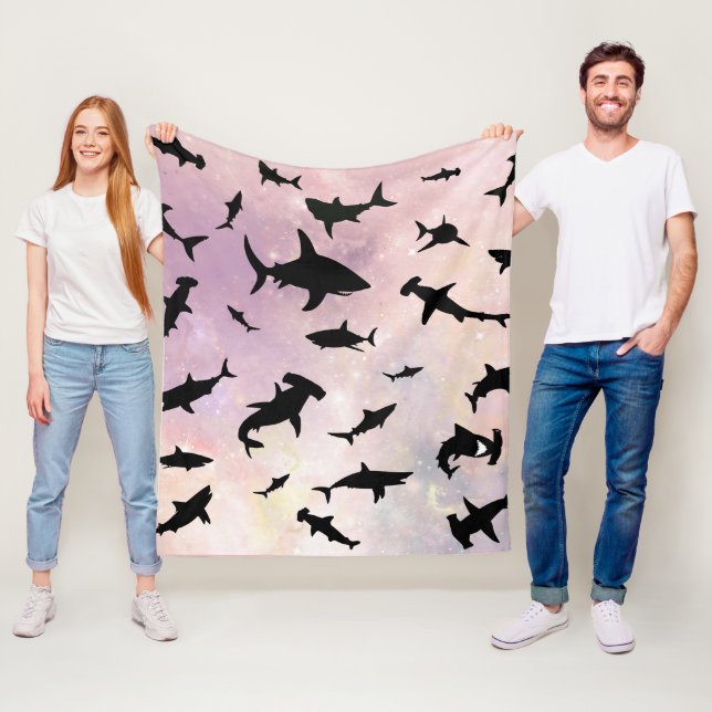 Couverture Polaire Poisson rose sur galaxie dégradée Espace (En situation)