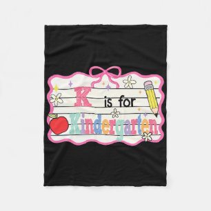 Couverture Polaire Prépa Coquette Bow K est pour la maternelle retour