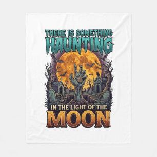 Couverture Polaire Quelque chose hantant lune Halloween Zombie Main G