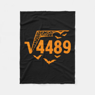 Couverture Polaire Racine carrée 4489 Drôle de mème Halloween 67 Math