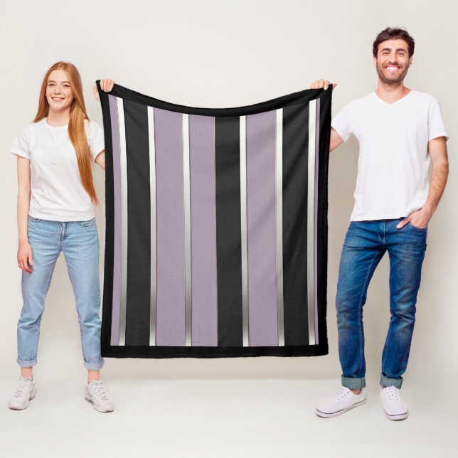 Couverture Polaire Rayures Classiques Violet Noir et Argent (En situation)