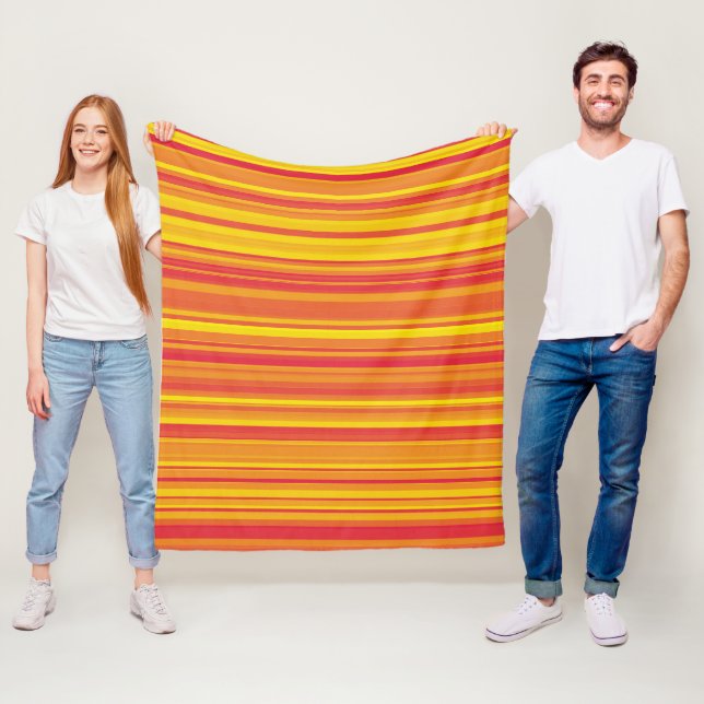 Couverture Polaire Rayures Orange Rouge Jaune (En situation)
