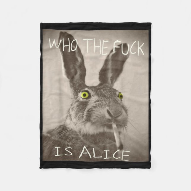 Couverture Polaire Rétro Qui F_ck Est Alice Funny Rabbit (Devant)