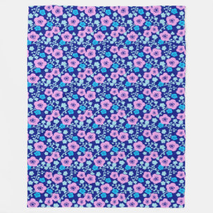Couverture Polaire Riche bleu et rose motifs floraux Plum japonais