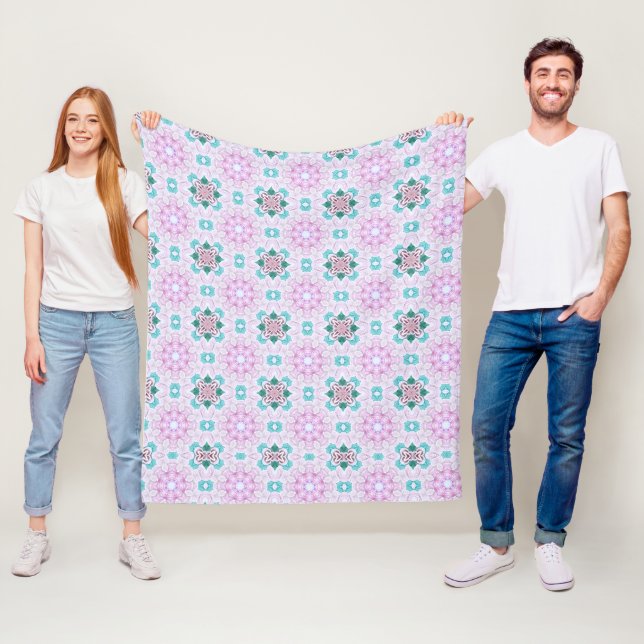 COUVERTURE POLAIRE ROSE FLORALE (En situation)