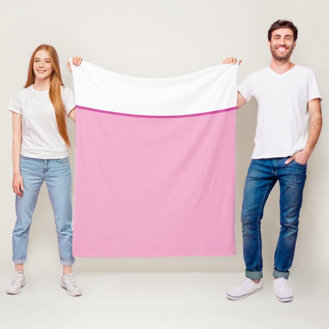 Couverture Polaire Rose pastel rose et blanc  (En situation)