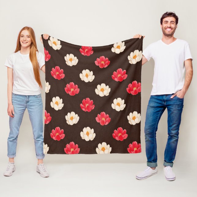 Couverture Polaire Rose Rouge Fleur Blanche  (En situation)