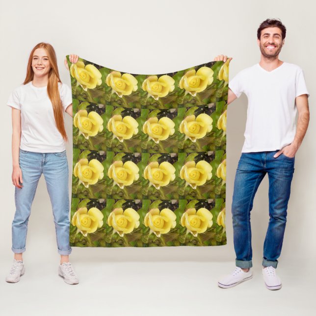Couverture Polaire Rosebustes jaunes (En situation)