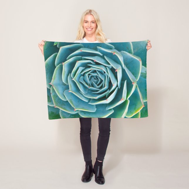 Couverture Polaire Rosette d'Echeveria, Jardin Secret de Marrakech (En situation)