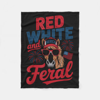 Couverture Polaire Rouge Blanc Et Sauvage - Cheval Patriotique USA Me