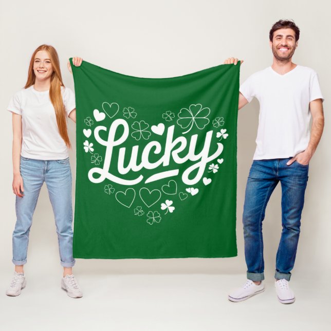 Couverture Polaire Saint Patrick's Day Heart Lucky Clover Shamrock (En situation)