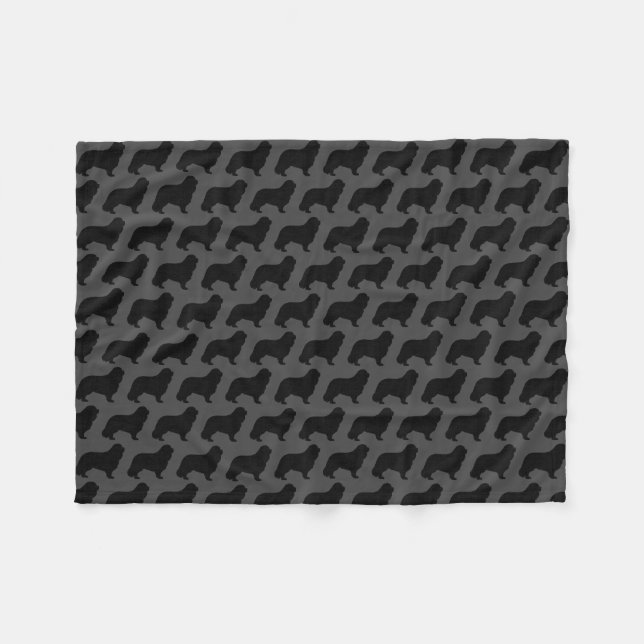 Couverture Polaire Silhouettes de Cavalier King Charles Spaniel (Devant (Horizontal))