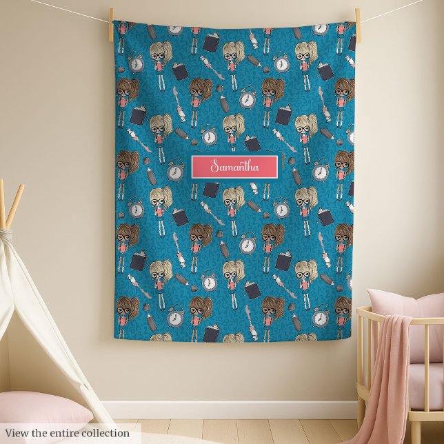 Couverture Polaire Soft retour à la toison de l'école pour petite fil (Soft back to school fleece for trendy little girl)