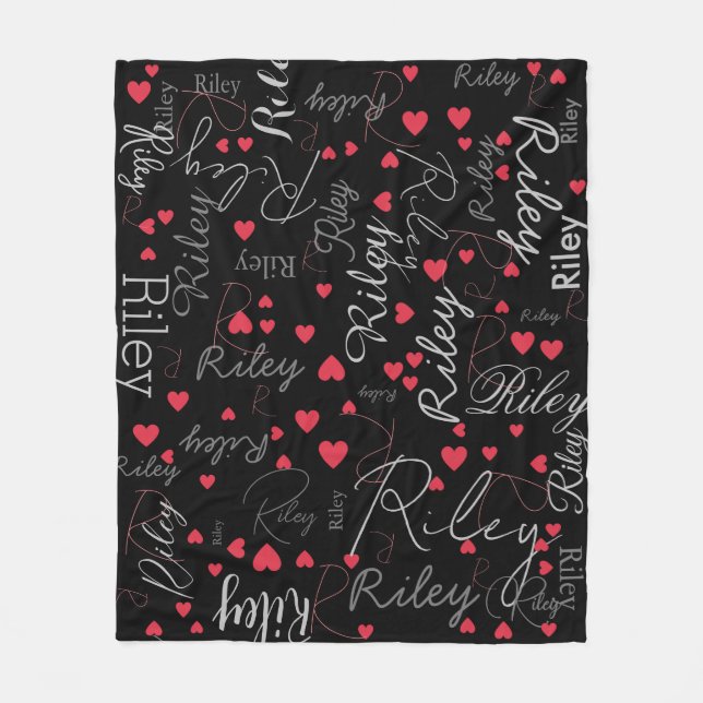 Couverture Polaire Son nom Initiale & Coeurs rouges partout en noir (Devant)