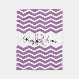 Couverture Polaire Souvenir pourpre/blanc lilas Chevron de nom de