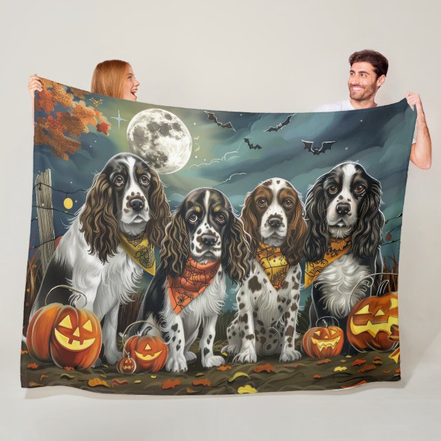 Couverture Polaire Springer Spaniel Halloween Éffrayant (En situation)