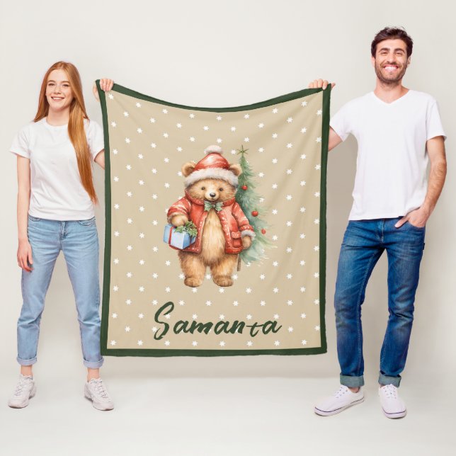 Couverture Polaire Star pattern christmas bear green beige name (En situation)
