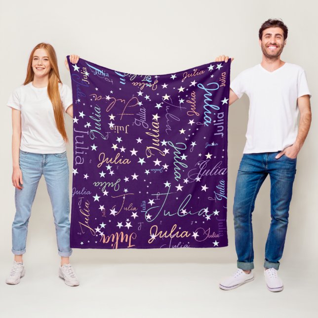 Couverture Polaire Stars Specky Purple Sky avec son nom (En situation)