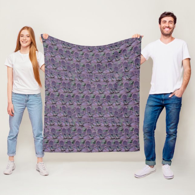 Couverture Polaire Succulente Violette  (En situation)